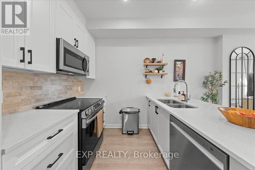 302 Clearpath Private — photo 15 of 40