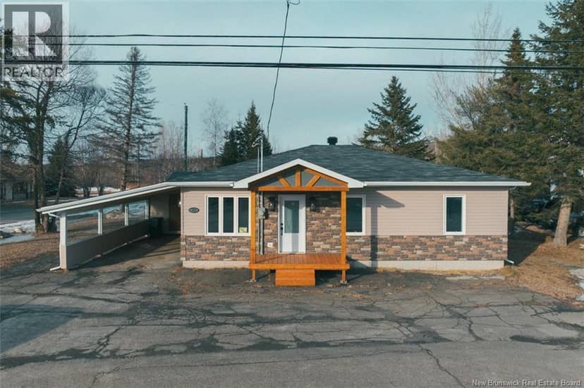 195 Principale Street, Sainte-Anne-De-Madawaska