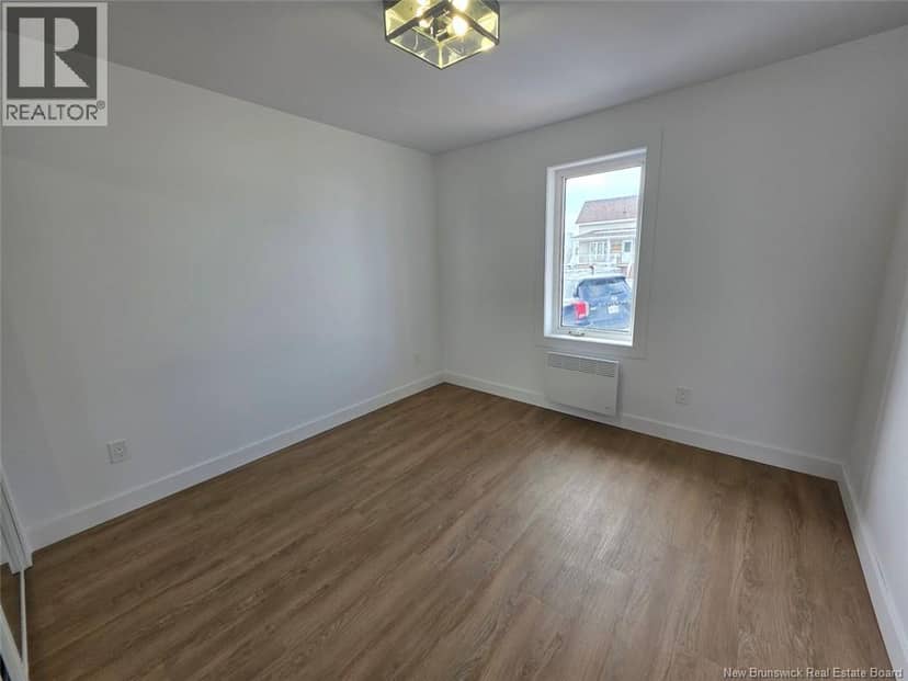 195 Principale Street — photo 14 of 33
