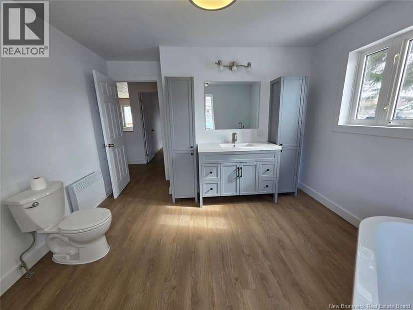 195 Principale Street — photo 19 of 33