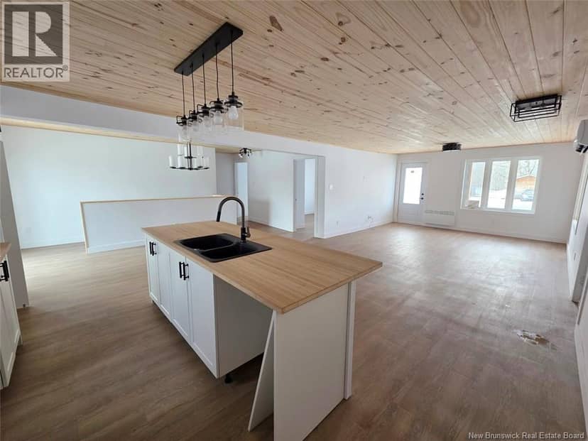 195 Principale Street, Sainte-Anne-De-Madawaska, photo 2