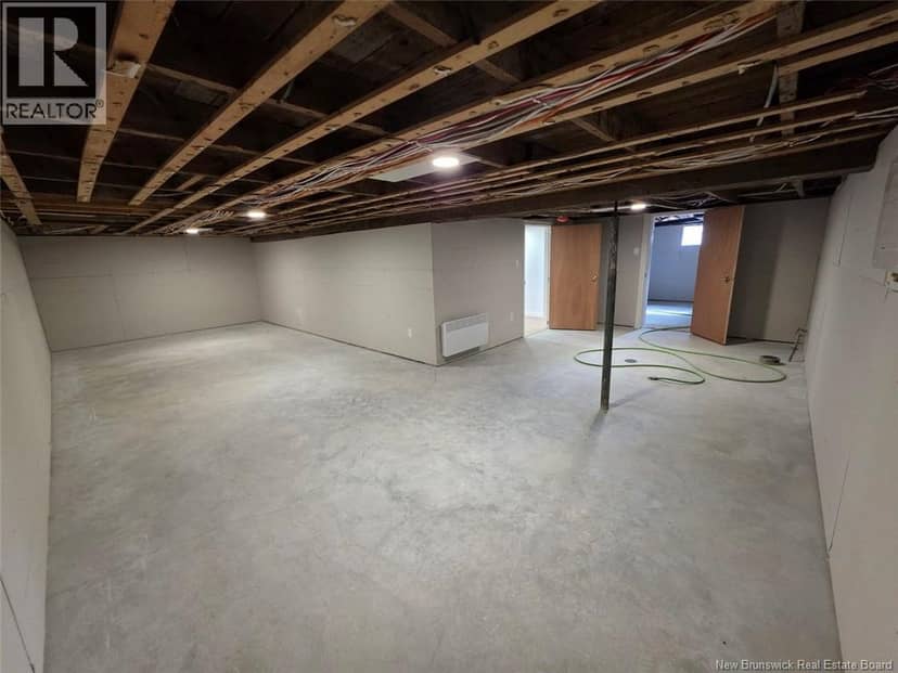 195 Principale Street — photo 25 of 33