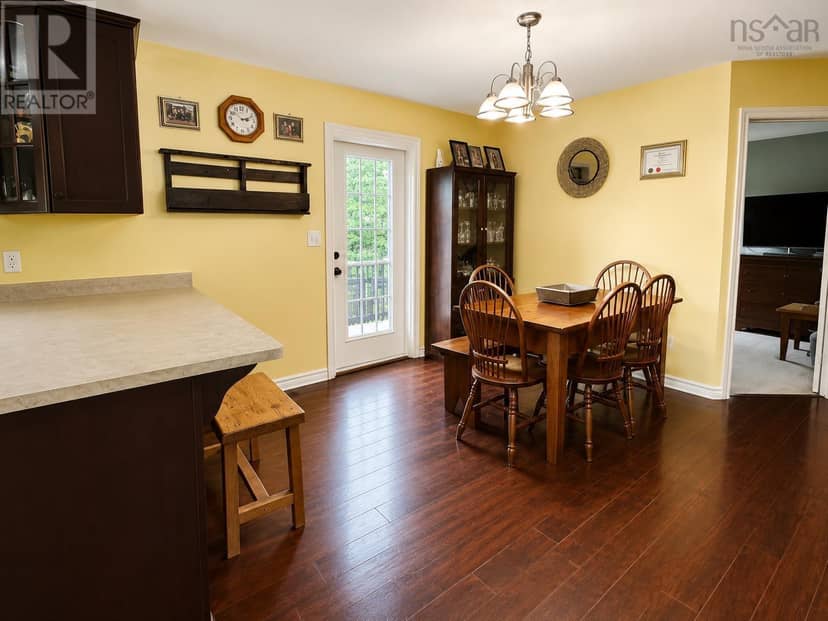 901 OLD PORT MOUTON Road — photo 10 of 29