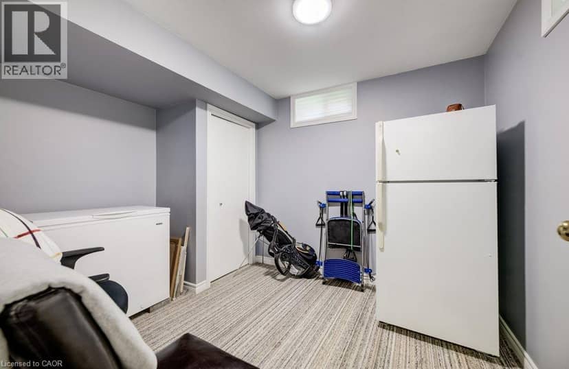 39 KAY Street — photo 32 of 40