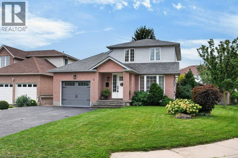 2 LUCIANO Court, Hamilton, photo 2