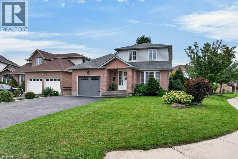 2 LUCIANO Court, Hamilton, photo 3