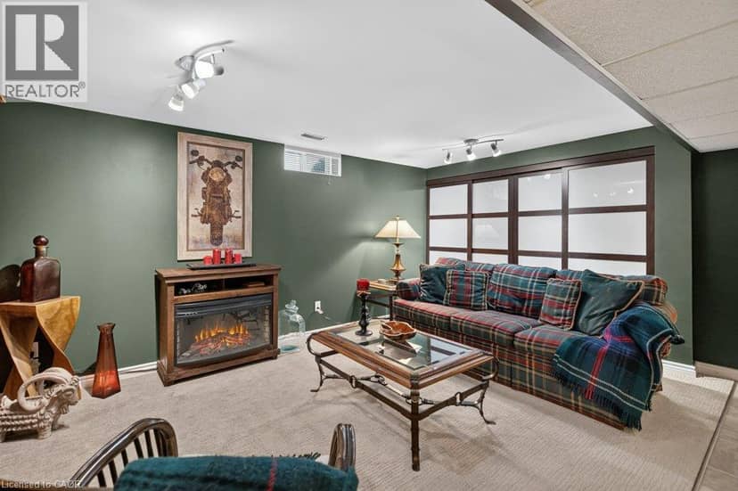 2 LUCIANO Court — photo 34 of 40