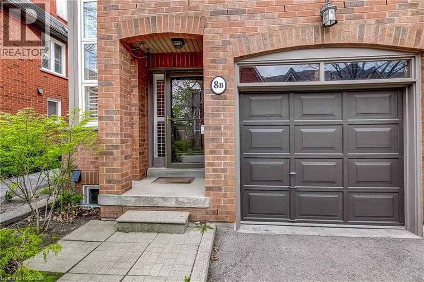 1084 W QUEEN Street W Unit# 8B — photo 4 of 36