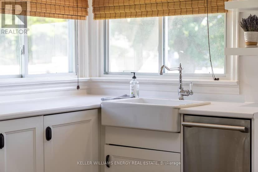 421 Bloomfield Main Street — photo 15 of 37