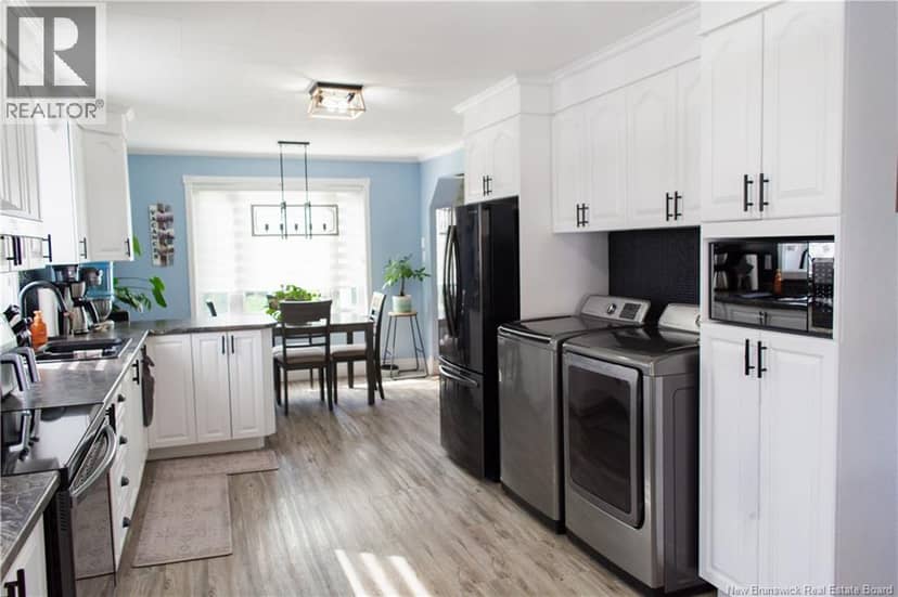 39 rue St-Antoine — photo 11 of 40