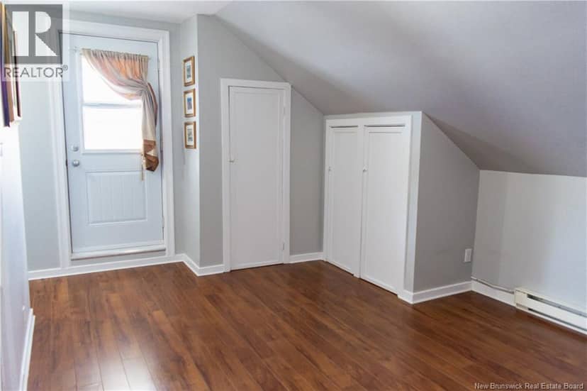 39 rue St-Antoine — photo 27 of 40