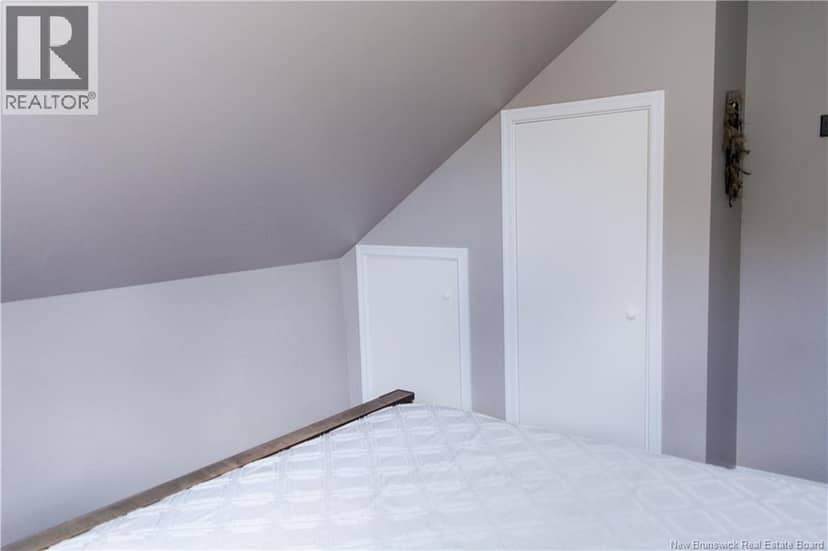 39 rue St-Antoine — photo 22 of 40