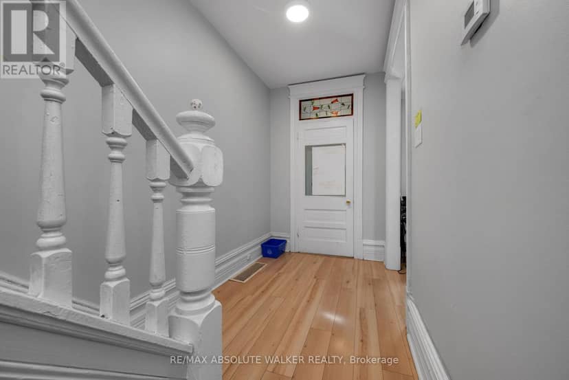 141 Primrose Avenue — photo 11 of 34