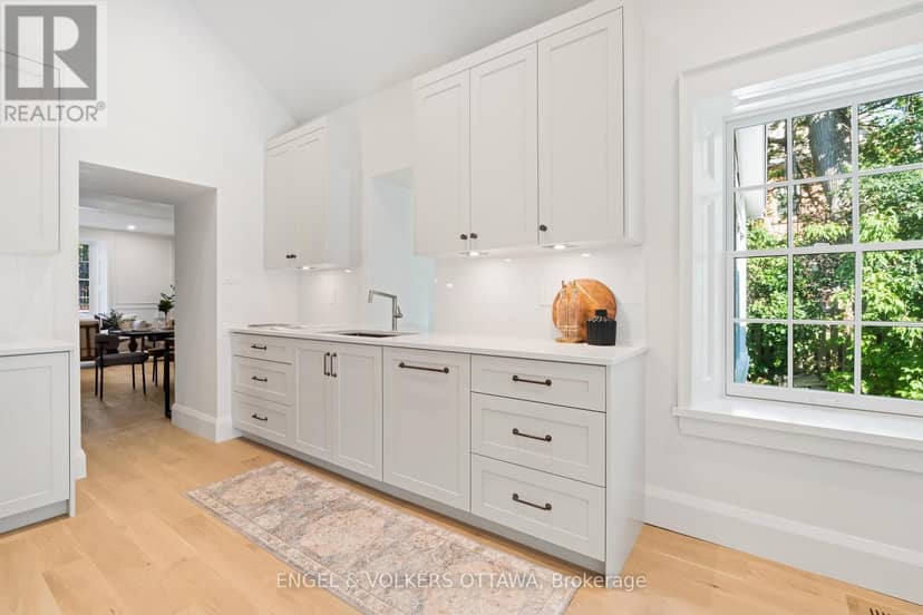 35 Mackay Street — photo 17 of 37