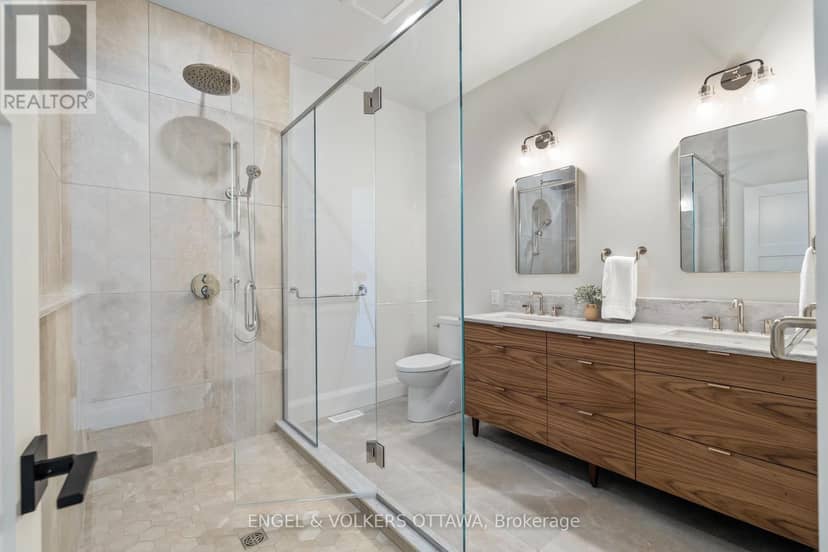 35 Mackay Street — photo 24 of 37
