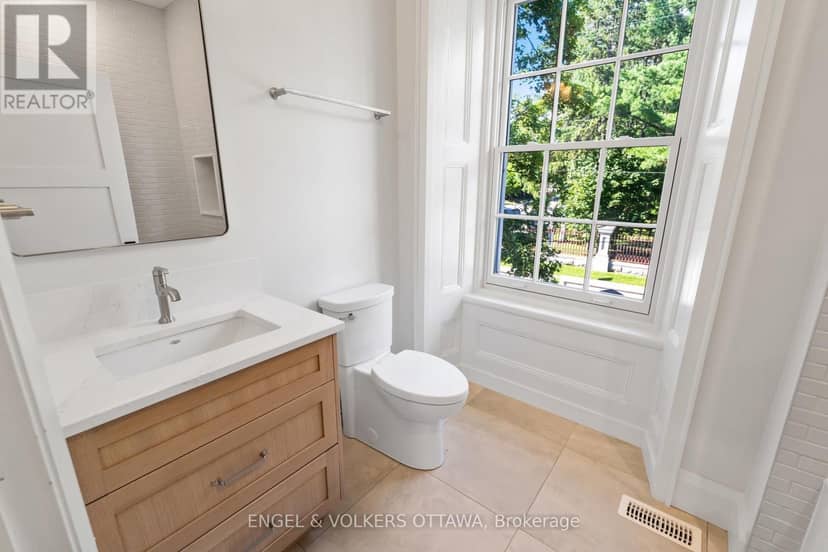 35 Mackay Street — photo 28 of 37