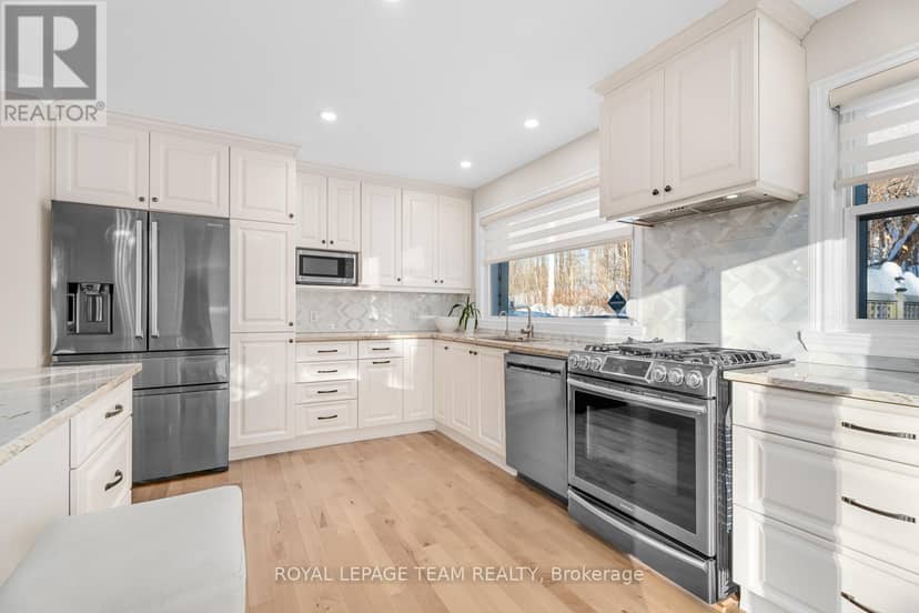 235 Hemlock Road — photo 9 of 40