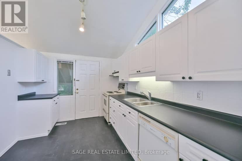 56 Grangemill Crescent — photo 15 of 40