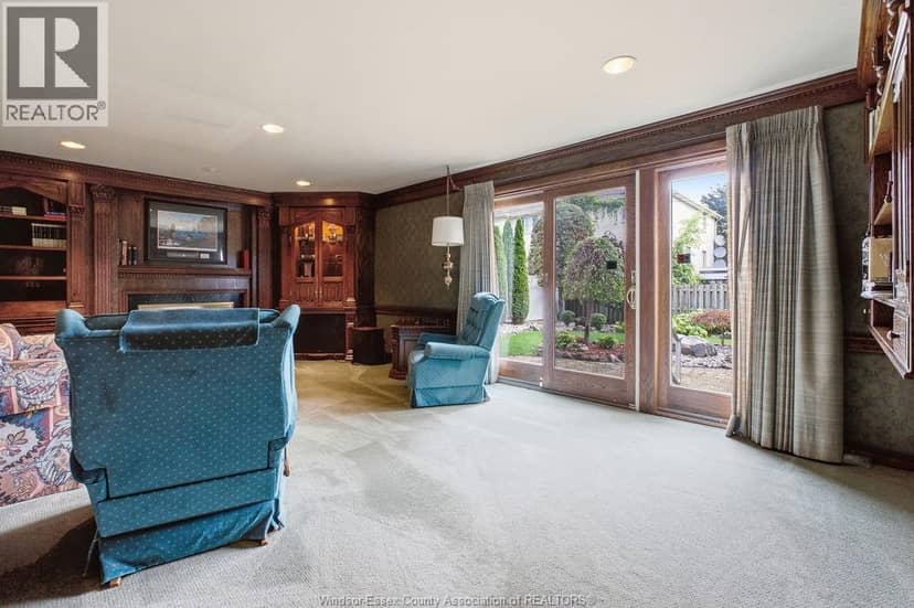 3590 Huntington Avenue — photo 11 of 40