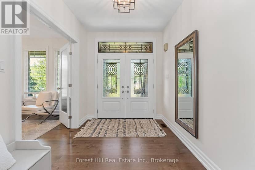 155 Glenlake Boulevard — photo 4 of 40