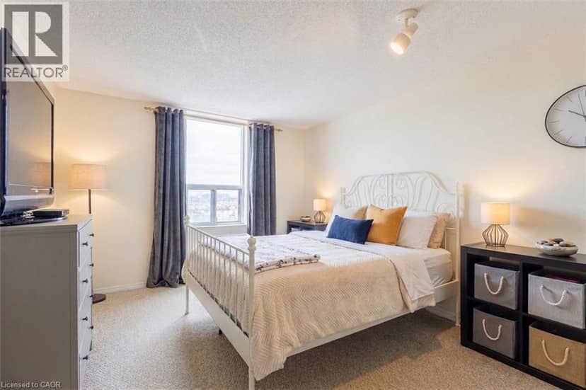 55 GREEN VALLEY Drive Unit# 708 — photo 3 of 15