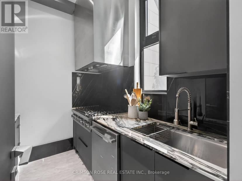 1477 Duncan Road — photo 15 of 40