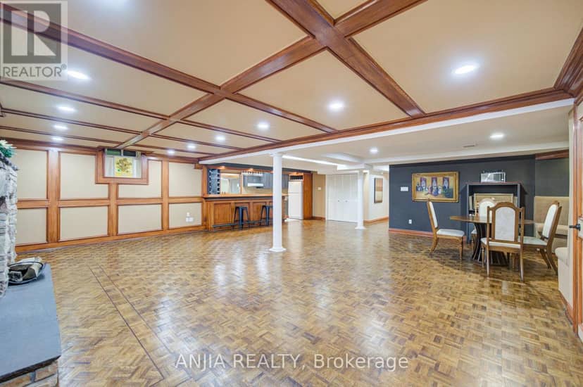 8 Calderbridge Crescent — photo 40 of 40