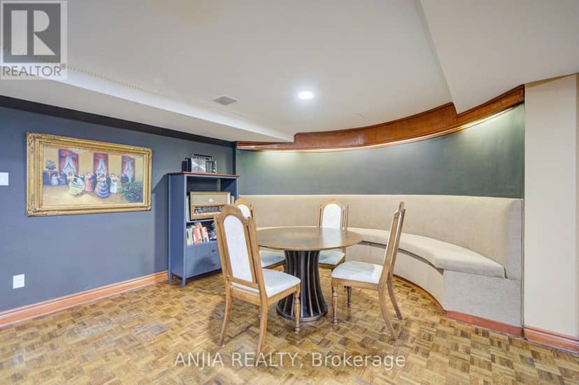 8 Calderbridge Crescent — photo 38 of 40