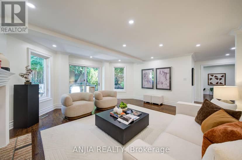 8 Calderbridge Crescent — photo 11 of 40