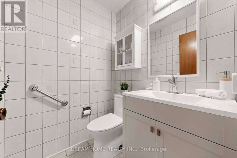 312 Valeria Boulevard — photo 16 of 40