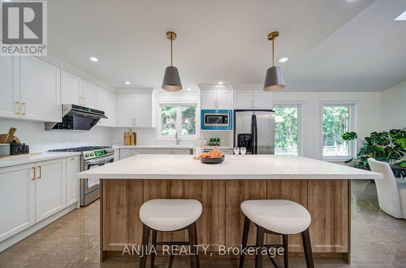 8 Calderbridge Crescent — photo 15 of 40