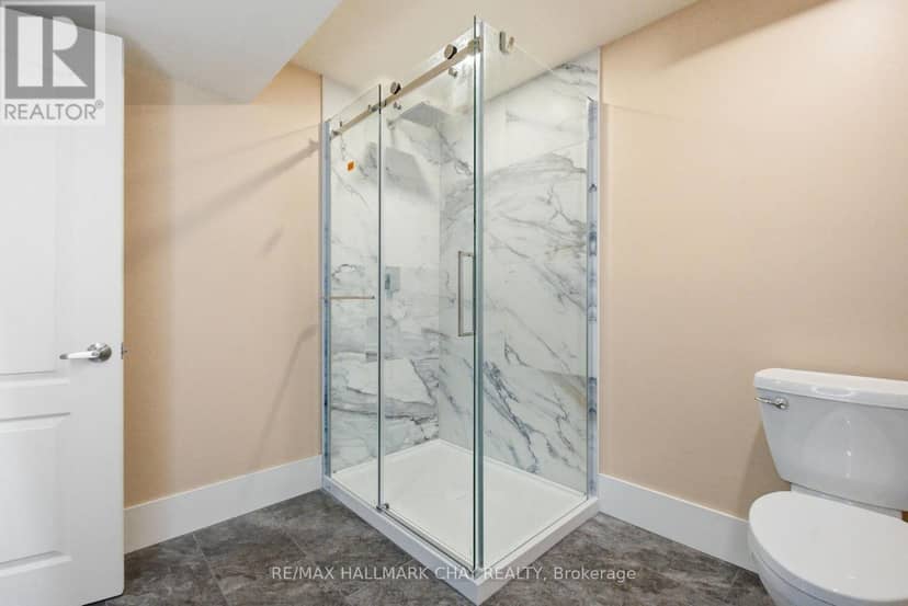 215 Breton Street — photo 37 of 40