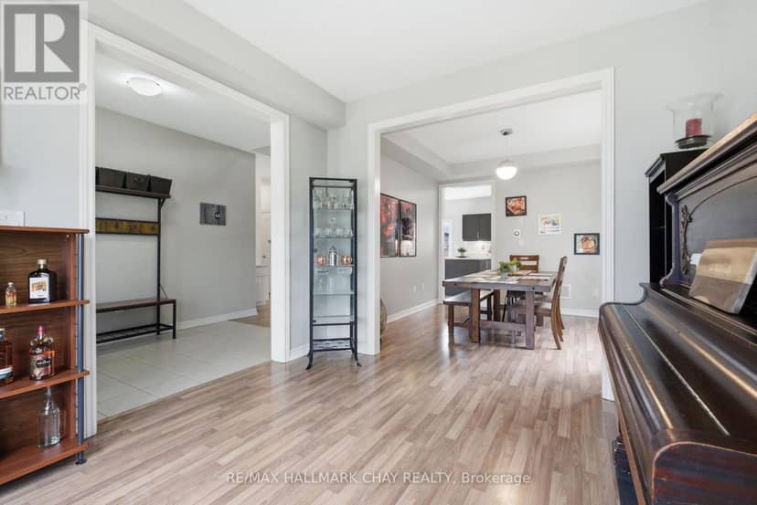 215 Breton Street — photo 3 of 40