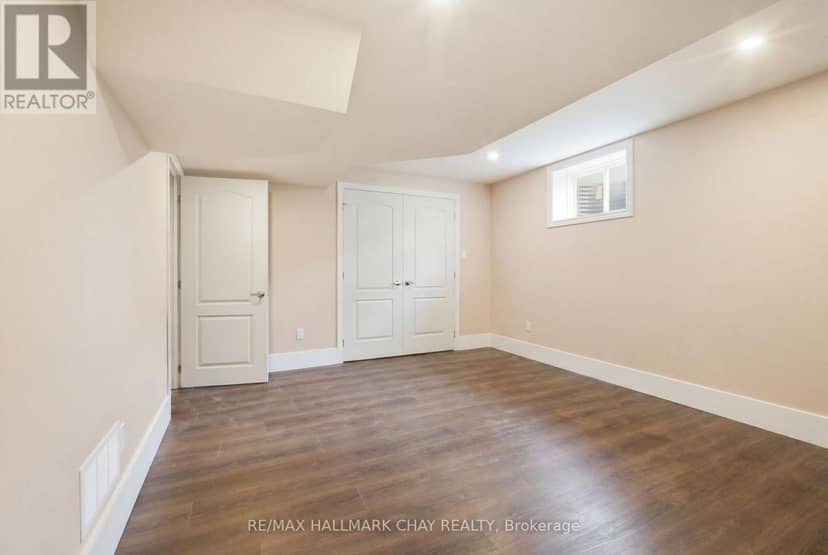 215 Breton Street — photo 38 of 40
