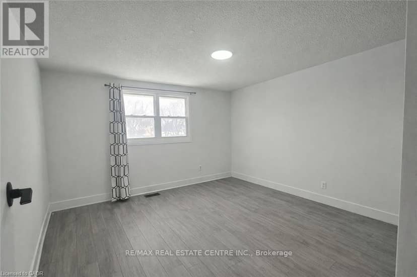 92 Copperfield Crescent — photo 17 of 30