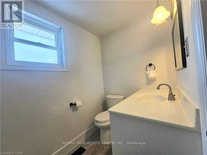 92 Copperfield Crescent — photo 13 of 30