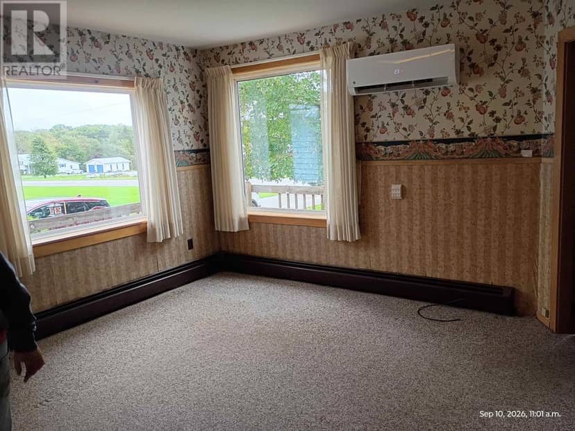 735 Drummond Road — photo 11 of 38
