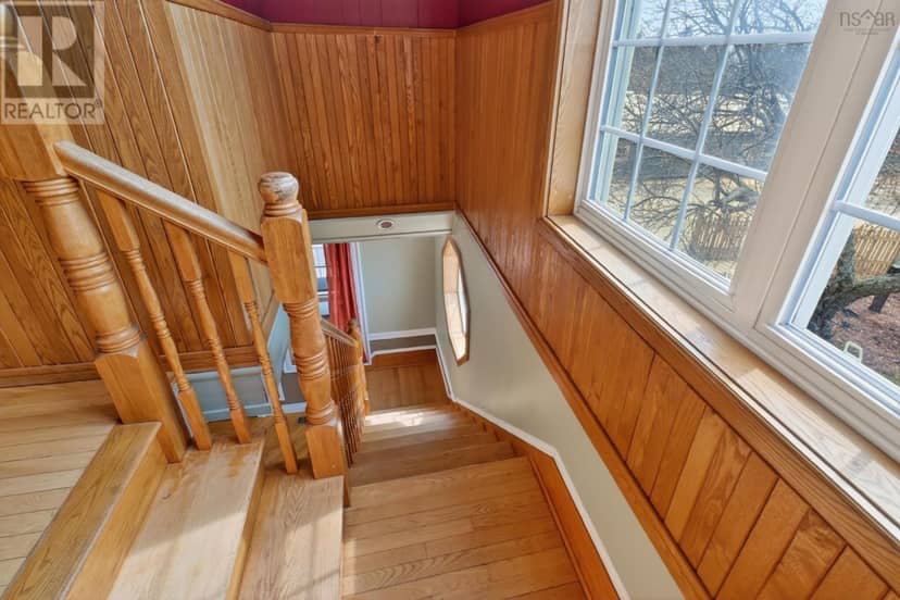 460 Red Point Road — photo 26 of 40