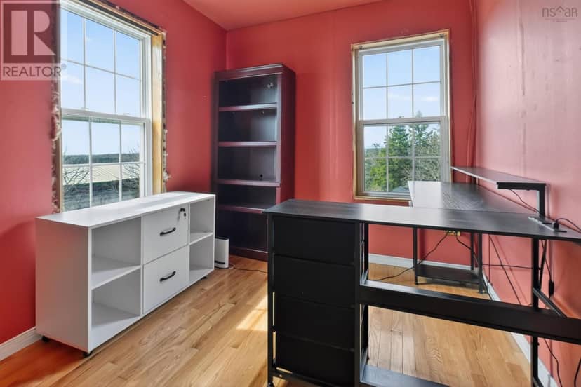 460 Red Point Road — photo 36 of 40