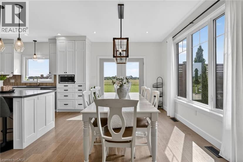 195 VICTORIA Avenue — photo 18 of 40