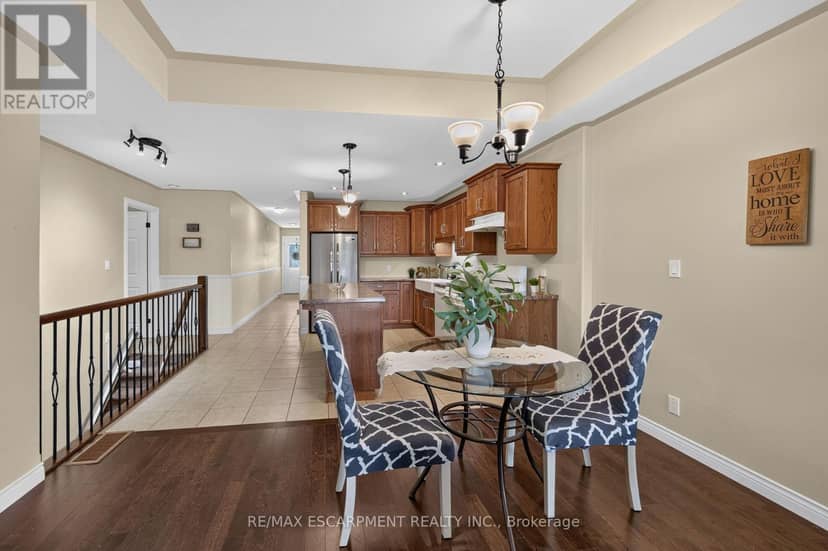 10 Emily Street — photo 19 of 40