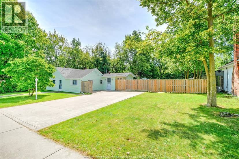 233 CENTRE STREET East, Harrow, photo 3