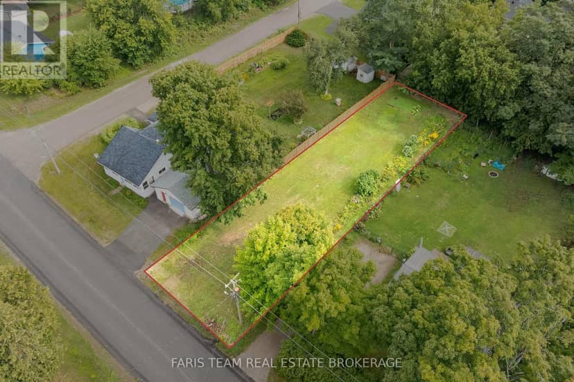 305 Ouida Street, Tay