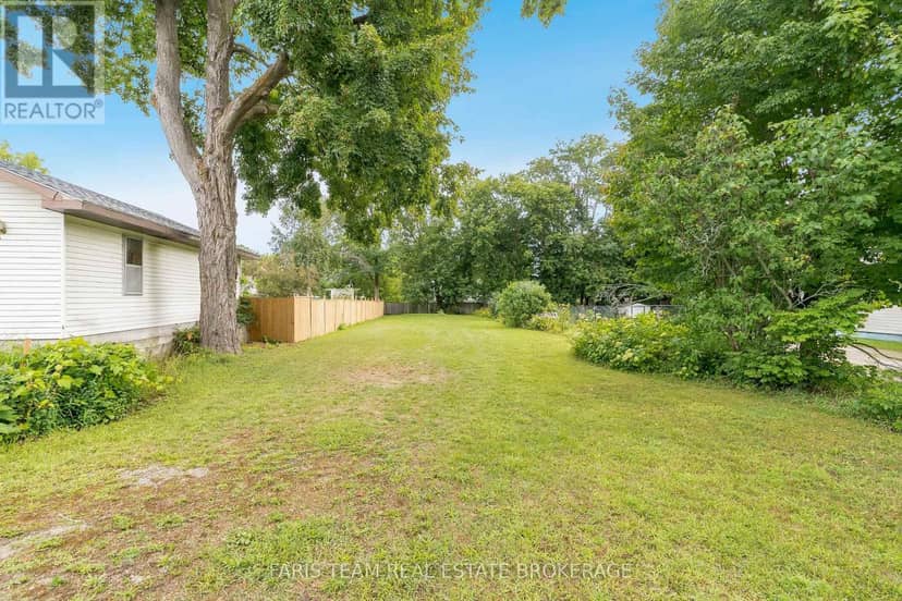 305 Ouida Street, Tay, photo 2