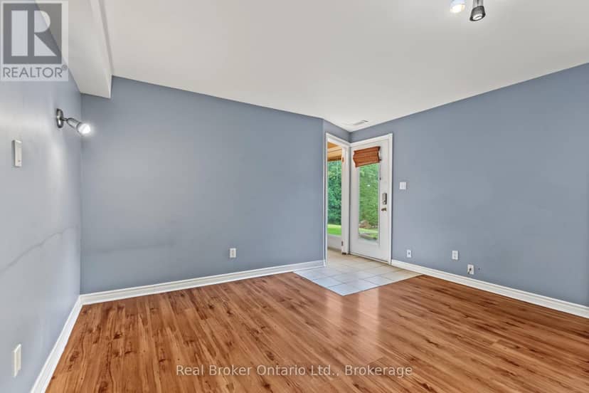 635064 Euphrasia Holland Townline — photo 40 of 40