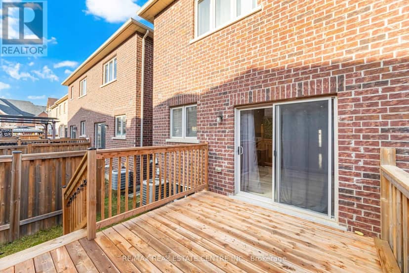 11 Yately Street — photo 27 of 29
