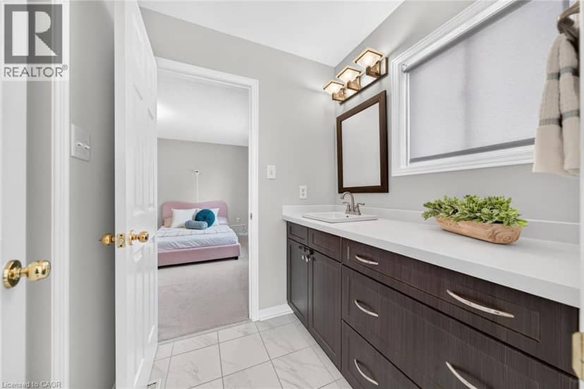 2203 TURNBERRY Road — photo 23 of 40
