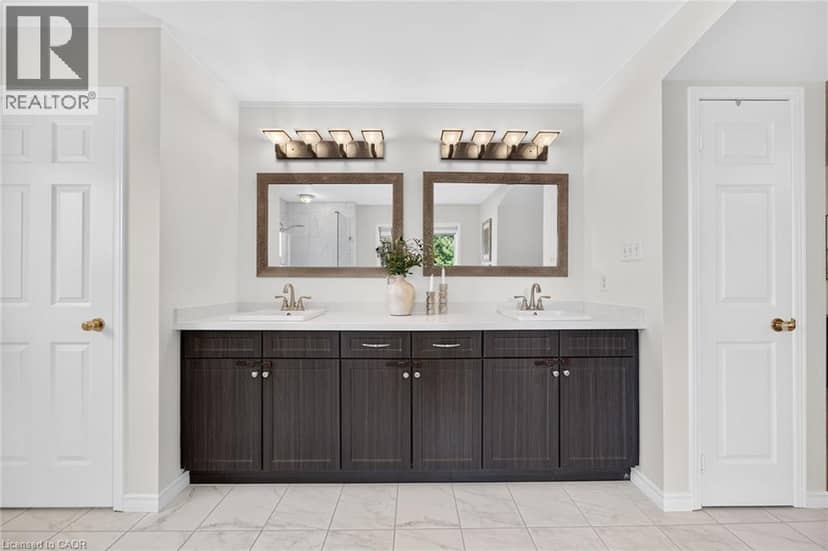 2203 TURNBERRY Road — photo 32 of 40