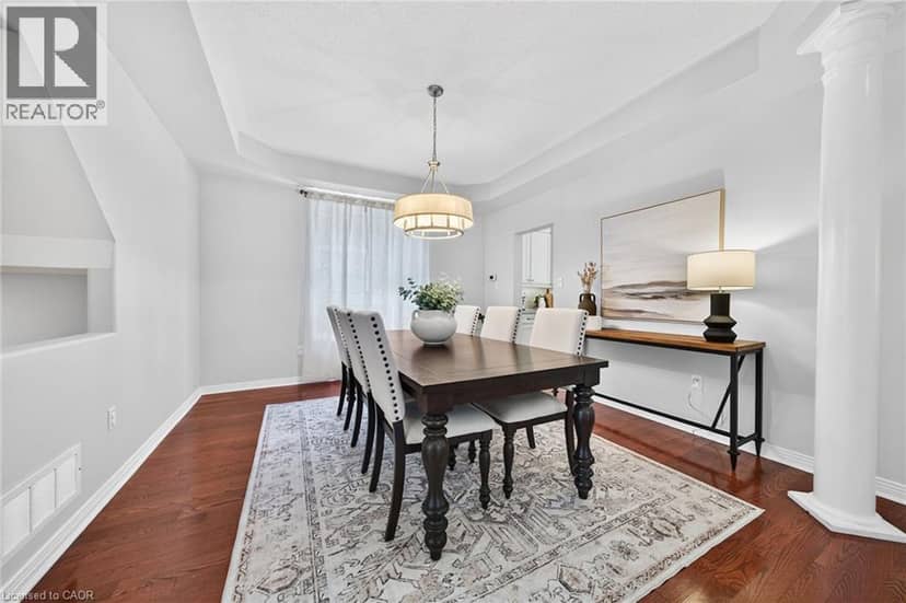 2203 TURNBERRY Road — photo 9 of 40