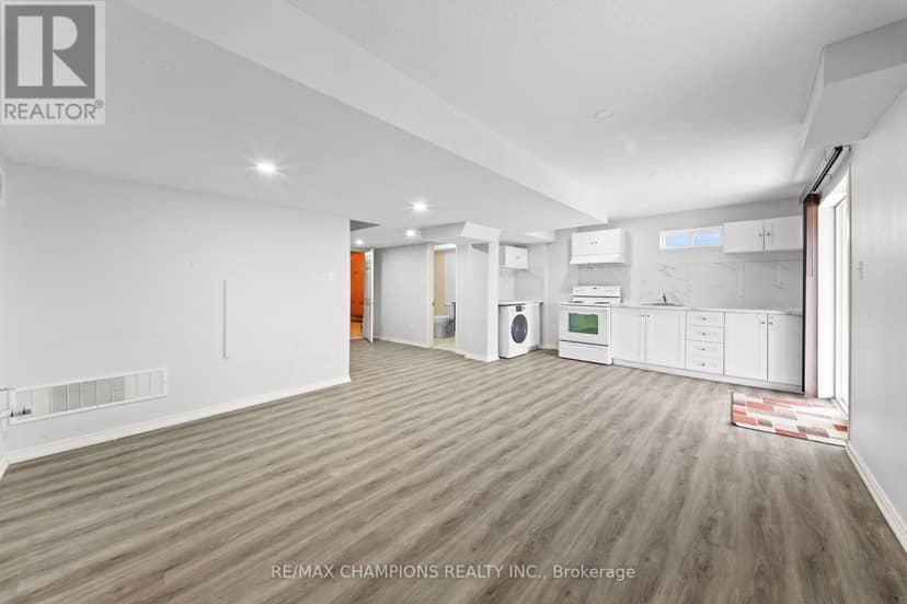 42 Abbotsbury Drive — photo 38 of 40